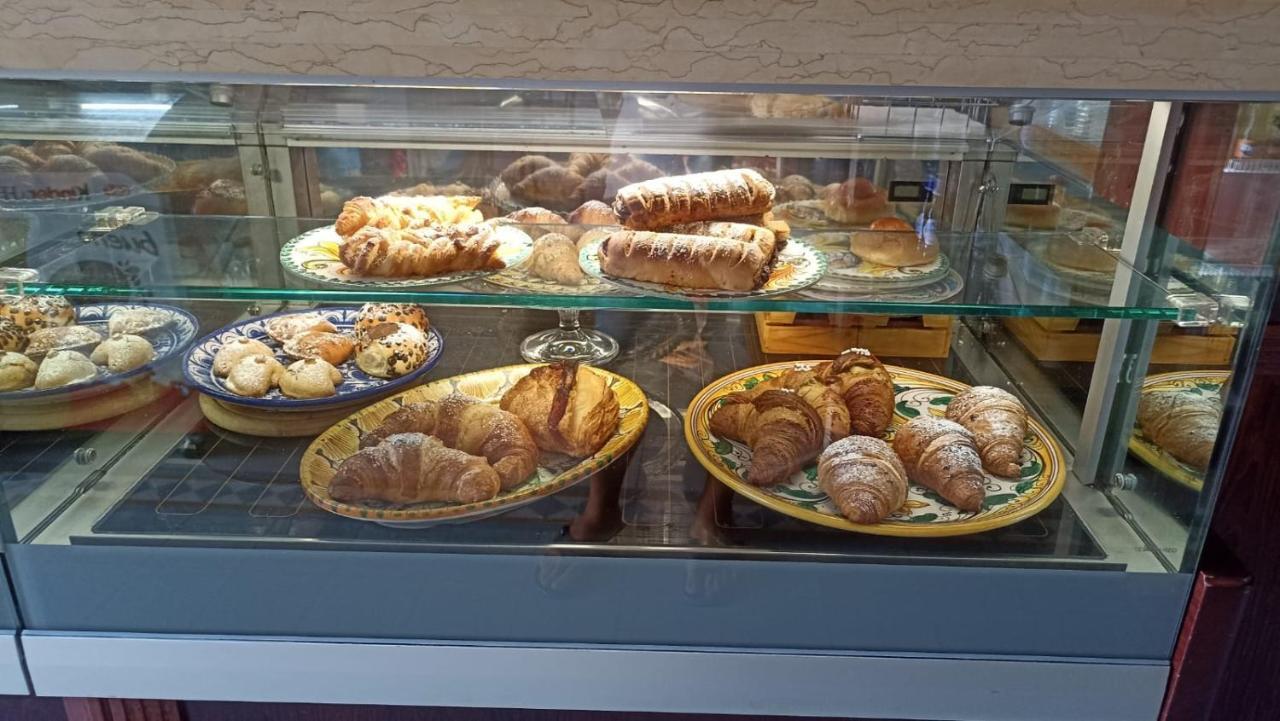 Bed and Breakfast Le Vie Del Centro Sciacca Esterno foto